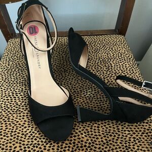 Size 10 Chinese Laundry Heels